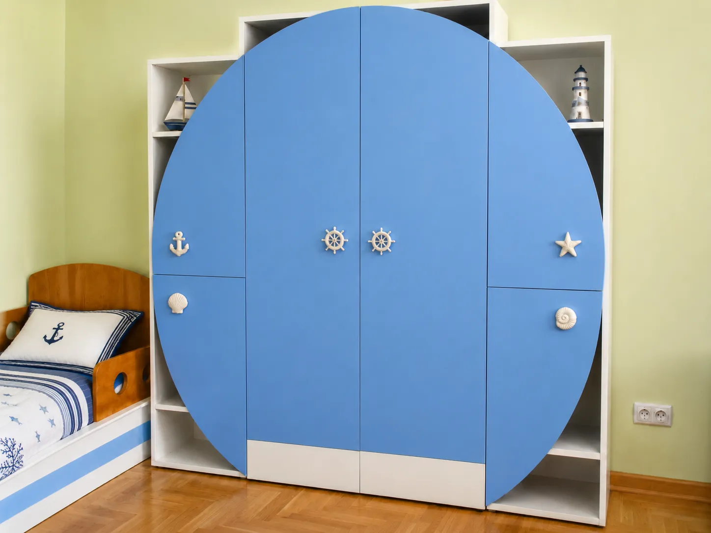 Cameră pentru copii și tineret realizată la comandă de BIGAL Design