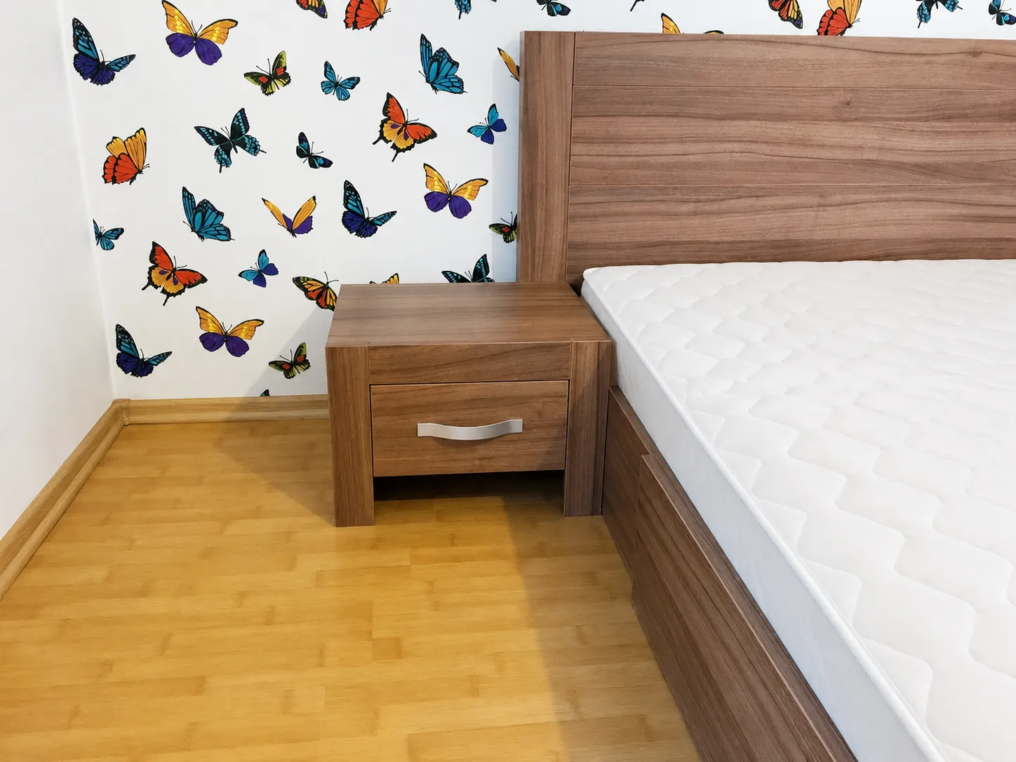 Dormitor cu mobilier realizat la comandă de BIGAL Design