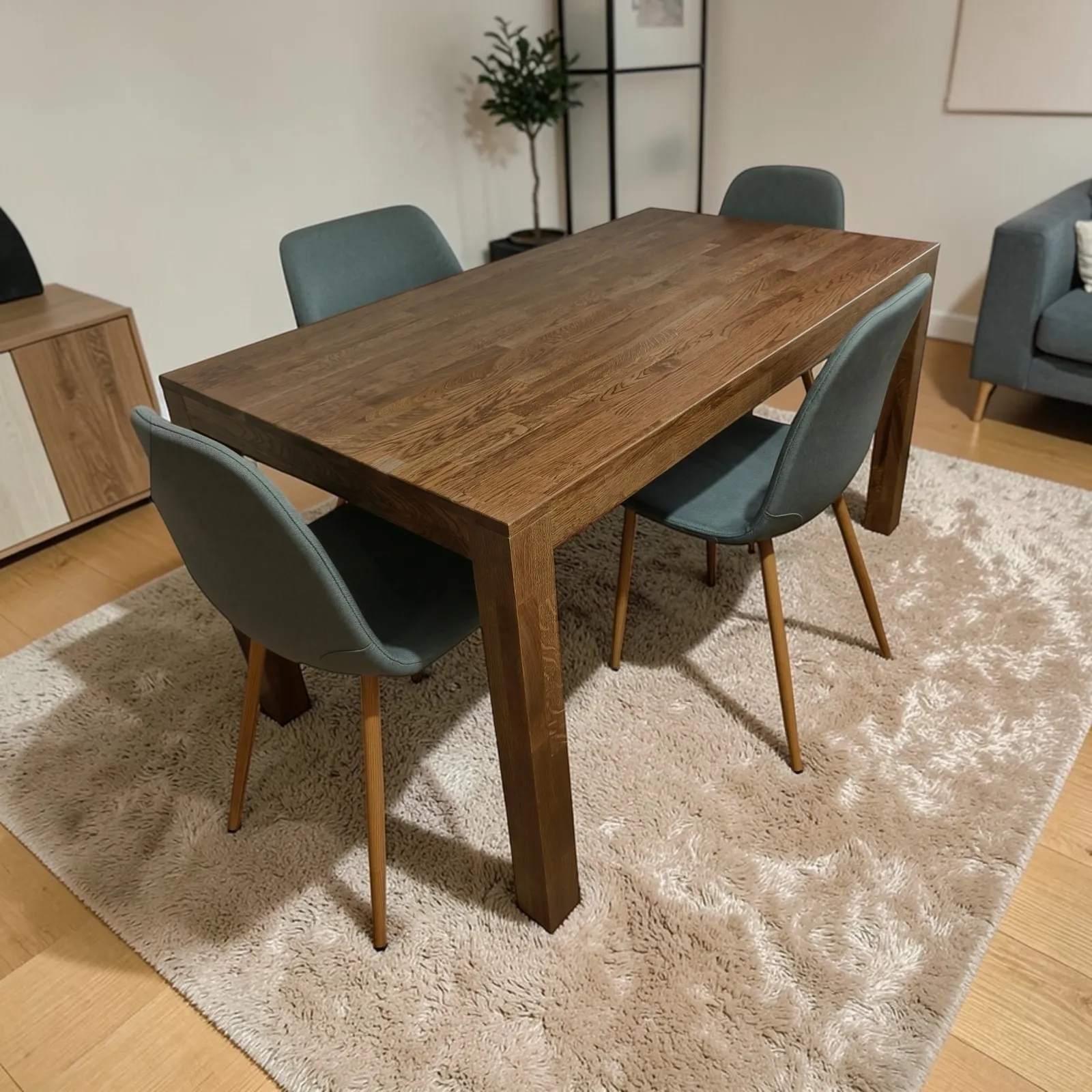 Piesă de mobilier realizată la comandă de BIGAL Design