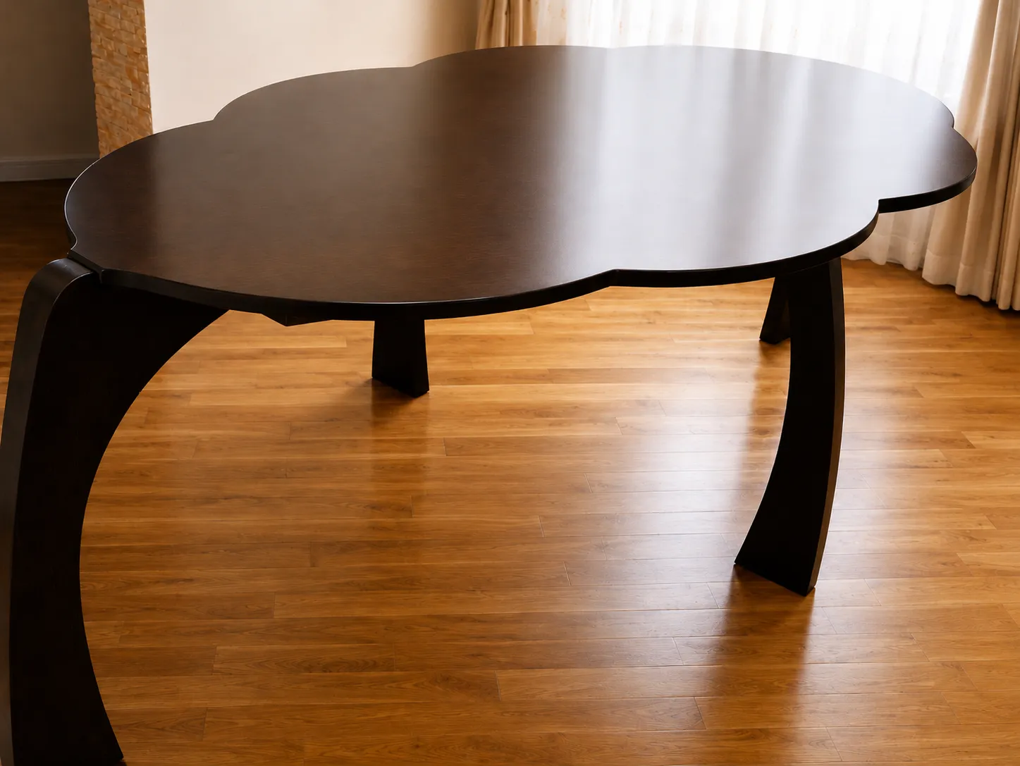 Piesă de mobilier realizată la comandă de BIGAL Design